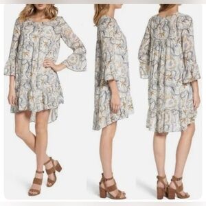 Hinge Women Ruffle Print Dress Gray Fog Feathered Floral 3/4 Sleeve Botanical